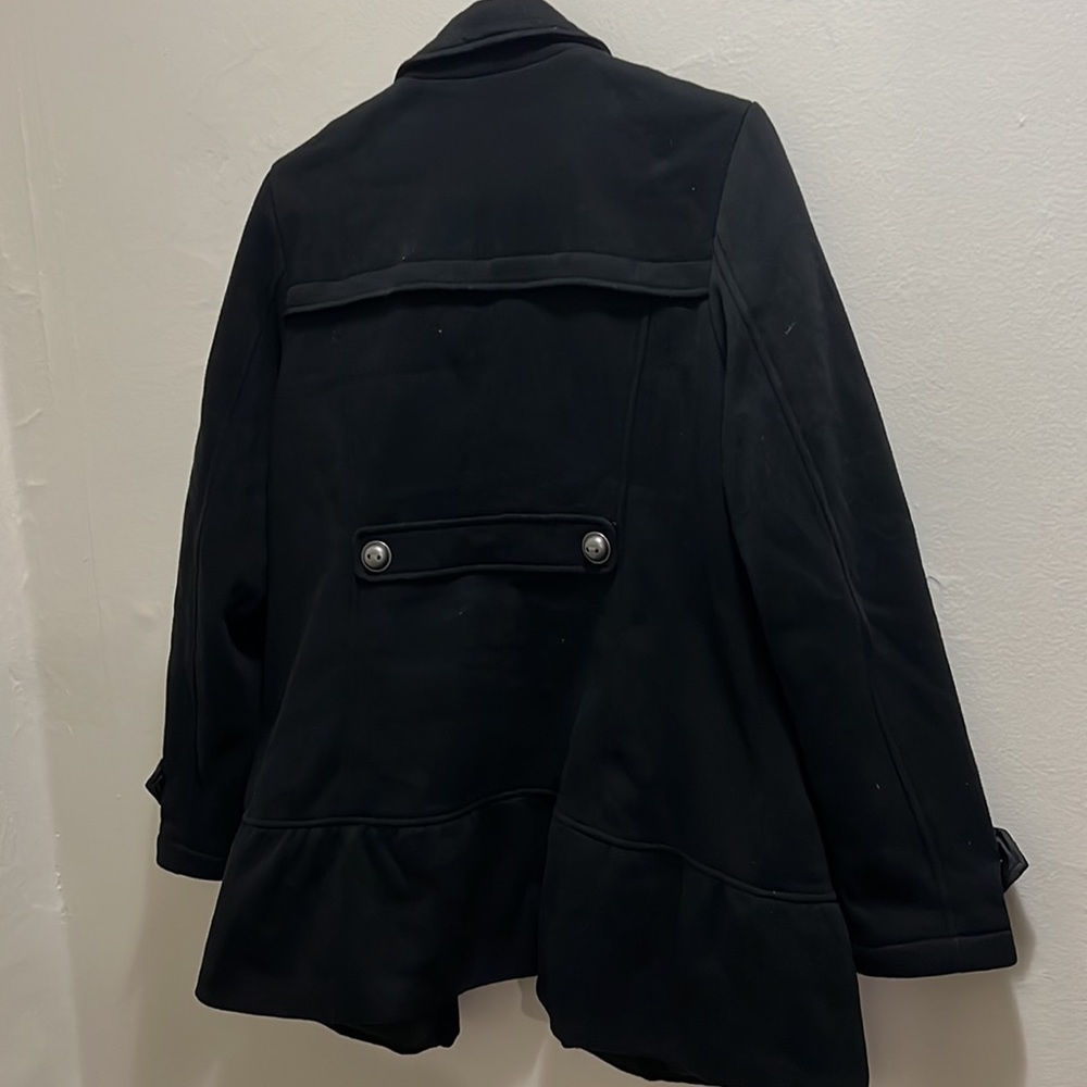 Coat - Picture 10 of 11